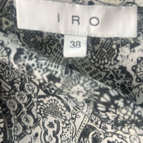 IRO Black & White Patterned Half Sleeves Blouse size 38 (412) - Picture 5 of 6
